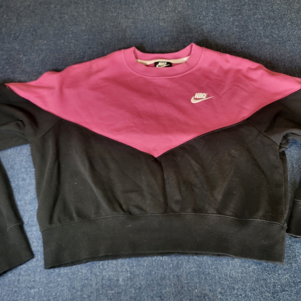 Nike Womens Colorblock Chevron Crewneck Sweatshirt Pink Black Large